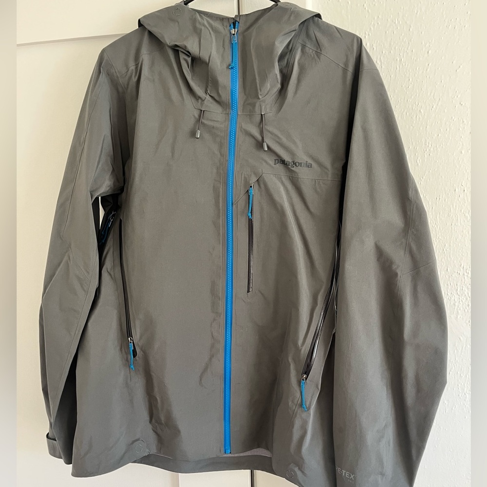 Patagonia gortex pro shell jacket